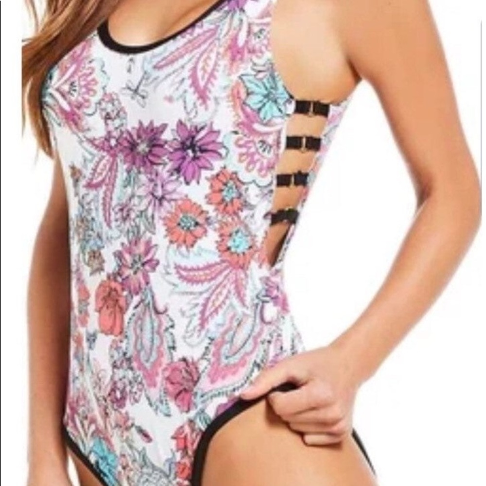Gibson Latimer Floral One Piece Swimsuit NWT ✨ - Picture 1 of 7